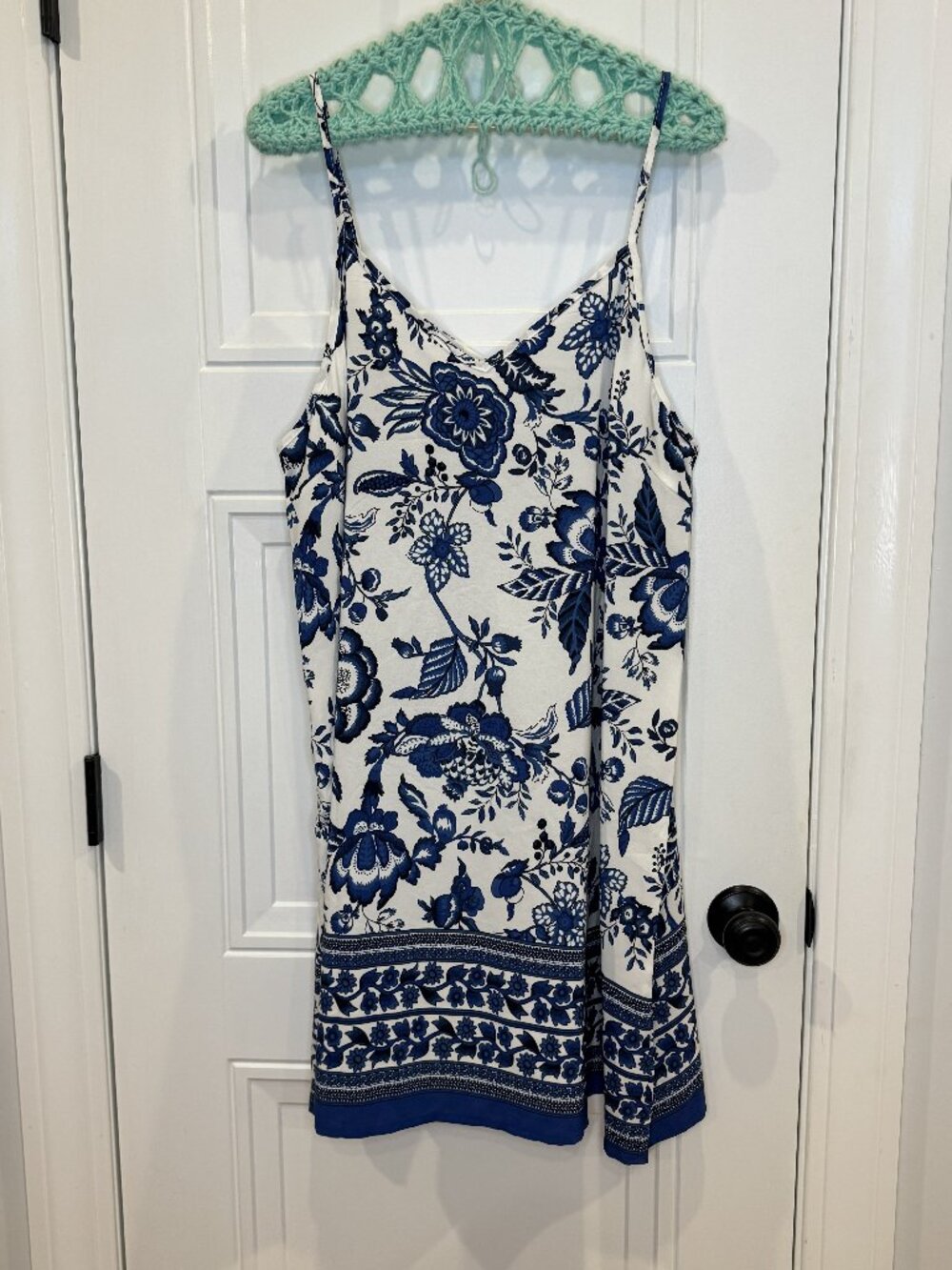 Shein Curve White and Blue Floral Slip Dress EUC 2xl Summer Vacation